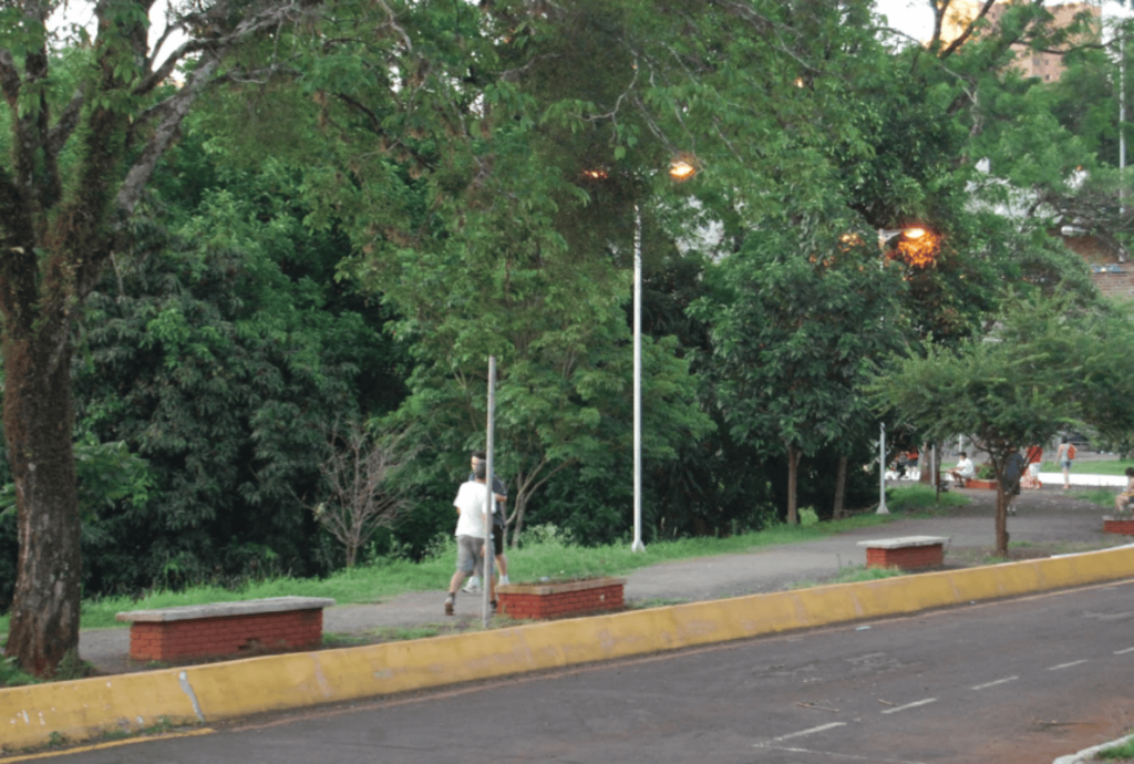 o-bairro-acapulco-e-rodeado-por-areas-verdes